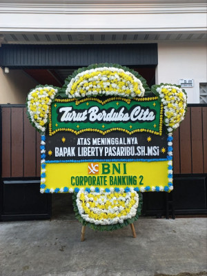 Papan Bunga Duka di Buha