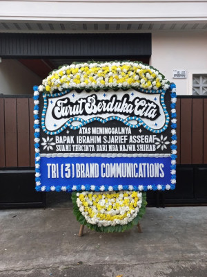 Papan Bunga Duka di Buha
